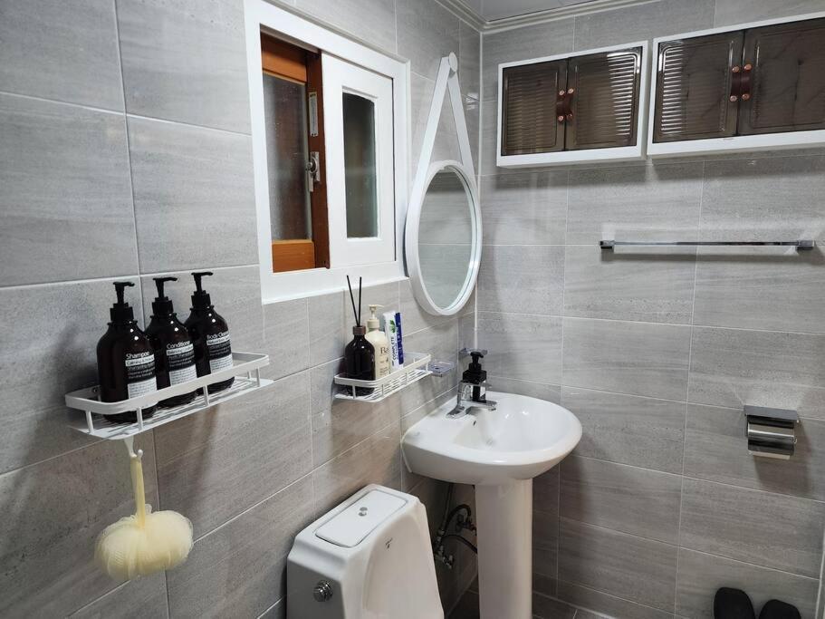 Hue Hongdae Apartment *